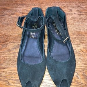 Kristen Lee Women’s Heel